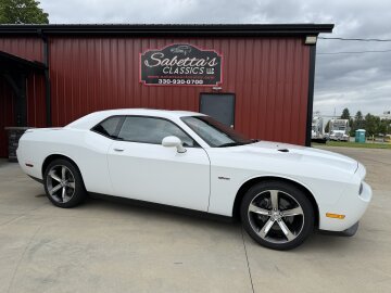 2014 Dodge Challenger SXT Plus