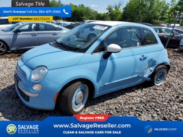 2014 FIAT 500 Lounge Hatchback