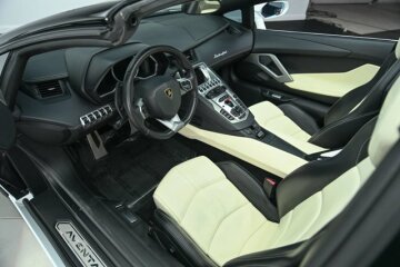 2014 Lamborghini Aventador