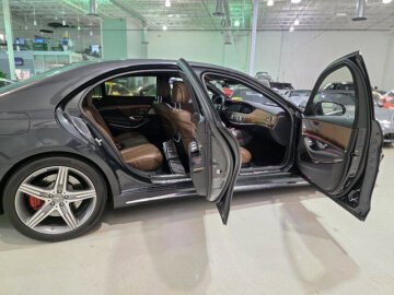 2014 Mercedes-Benz S63 AMG