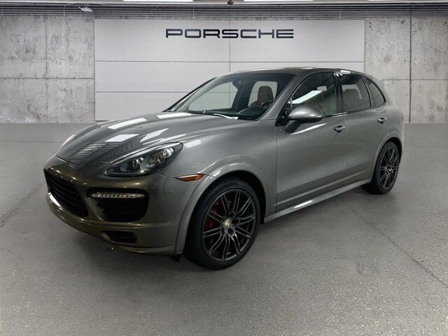2014 Porsche Cayenne GTS