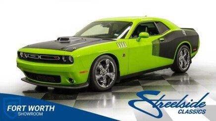 Photo 1 for 2015 Dodge Challenger
