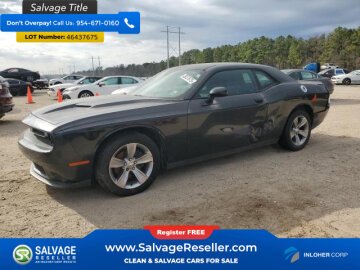 New 2015 Dodge Challenger SXT
