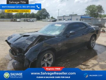 2015 Dodge Challenger SXT