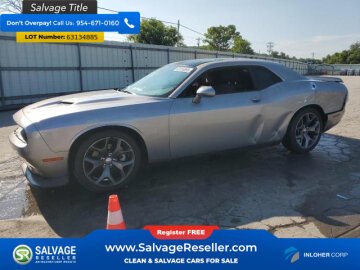 2015 Dodge Challenger SXT
