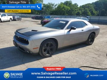 2015 Dodge Challenger SXT