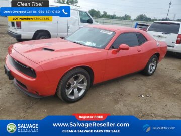 2015 Dodge Challenger SXT