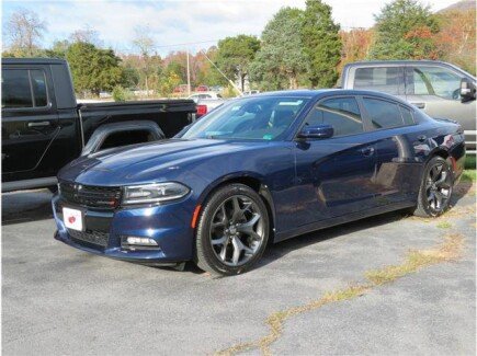 Photo 1 for 2015 Dodge Charger SXT