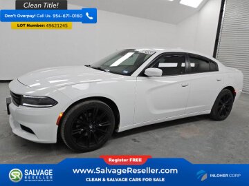 New 2015 Dodge Charger SXT