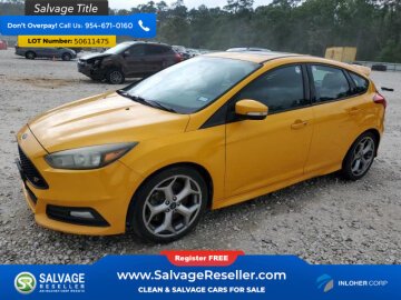 New 2015 Ford Focus ST Hatchback