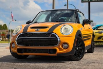 2015 MINI Cooper