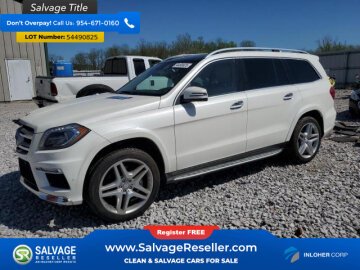 New 2015 Mercedes-Benz GL550 4MATIC