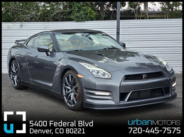 2015 Nissan GT-R