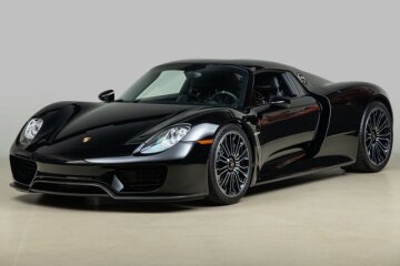 2015 Porsche 918 Spyder