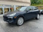 Thumbnail Photo 2 for 2015 Porsche Cayenne