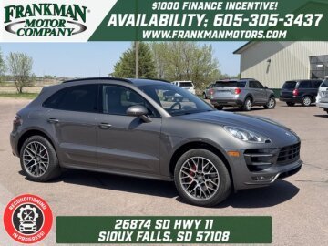 2015 Porsche Macan Turbo
