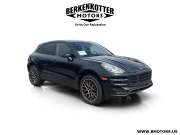 2015 Porsche Macan Turbo