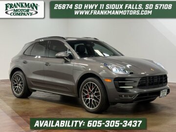 2015 Porsche Macan Turbo