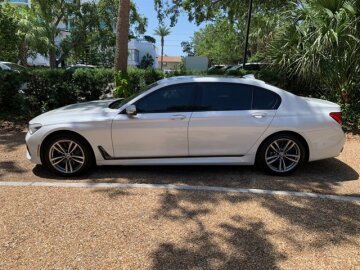2016 BMW 750i xDrive