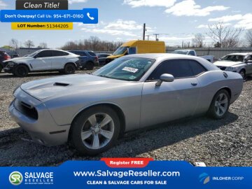 New 2016 Dodge Challenger SXT