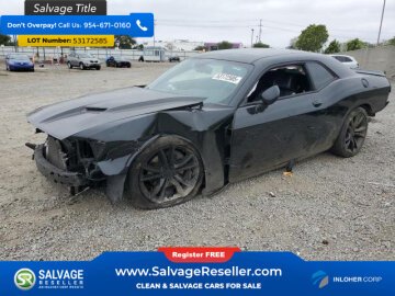 New 2016 Dodge Challenger SXT
