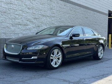 2016 Jaguar XJ