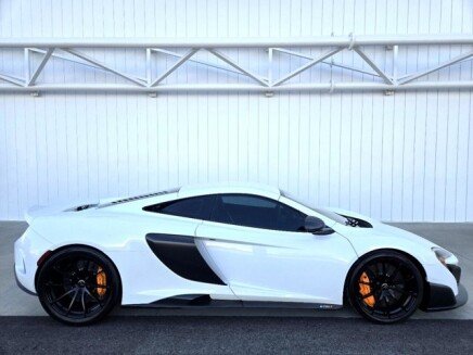 Photo 1 for 2016 McLaren 675LT