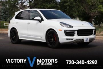 2016 Porsche Cayenne GTS