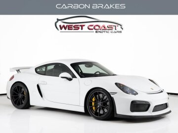 2016 Porsche Cayman GT4