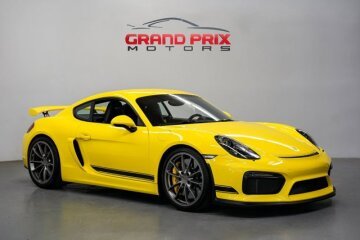 2016 Porsche Cayman GT4