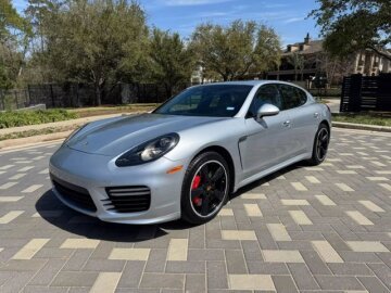 2016 Porsche Panamera