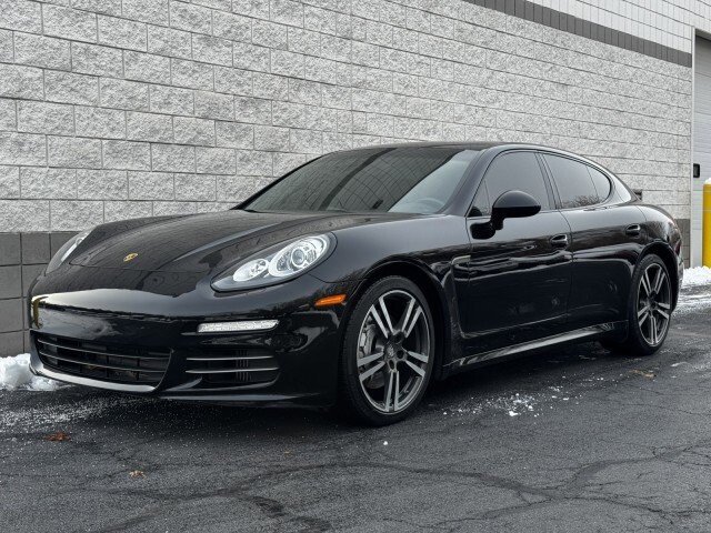 2016 Porsche Panamera 4S
