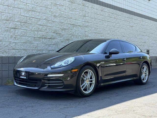 2016 Porsche Panamera