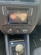 Thumbnail Photo 2 for 2016 Volkswagen Jetta