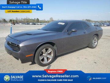 New 2017 Dodge Challenger SXT