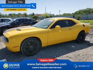 New 2017 Dodge Challenger SXT