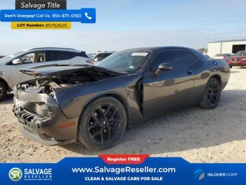 New 2017 Dodge Challenger SXT