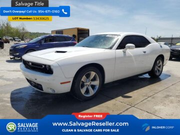 2017 Dodge Challenger SXT