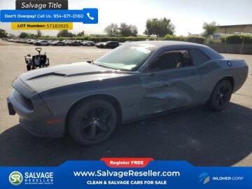 2017 Dodge Challenger SXT