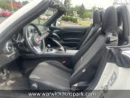 Thumbnail Photo 2 for 2017 FIAT 124