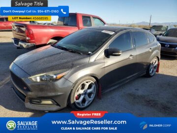 New 2017 Ford Focus ST Hatchback