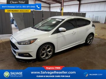 New 2017 Ford Focus ST Hatchback