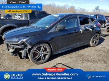 New 2017 Ford Focus ST Hatchback