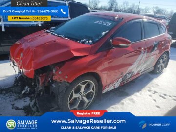 New 2017 Ford Focus ST Hatchback