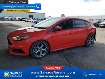 New 2017 Ford Focus ST Hatchback