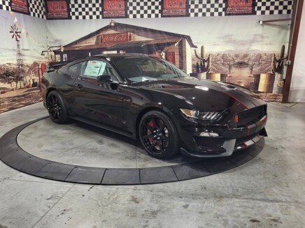 Photo 1 for 2017 Ford Mustang