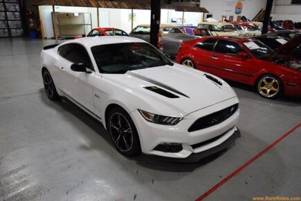 Photo 1 for 2017 Ford Mustang