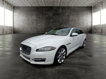2017 Jaguar XJ