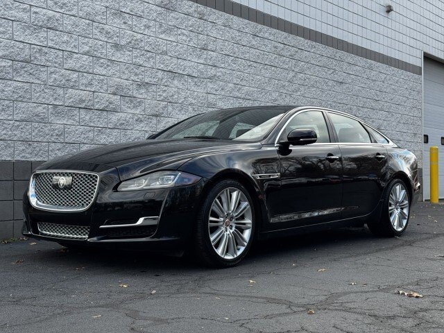 2017 Jaguar XJ
