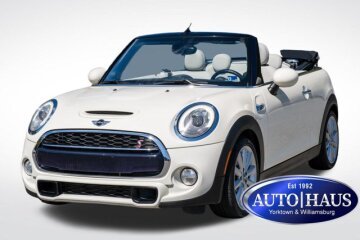 2017 MINI Cooper